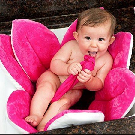 Gadgets d'Eve beauté BACI™_ : "Le bain de fleur" pour le confort absolu de votre bébé!